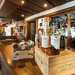 酒店 Cardo 3*