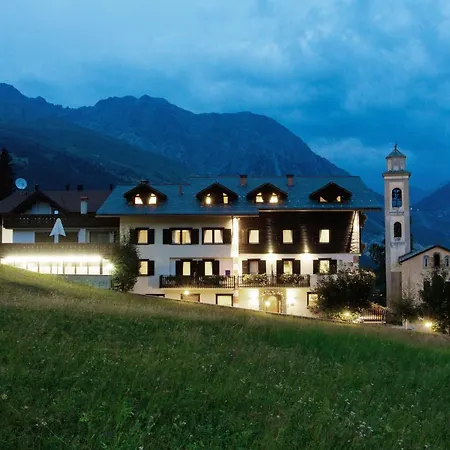 Cardo Hotel 3*