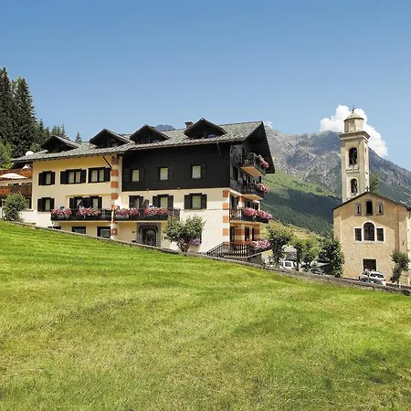 Cardo Hotel 3*